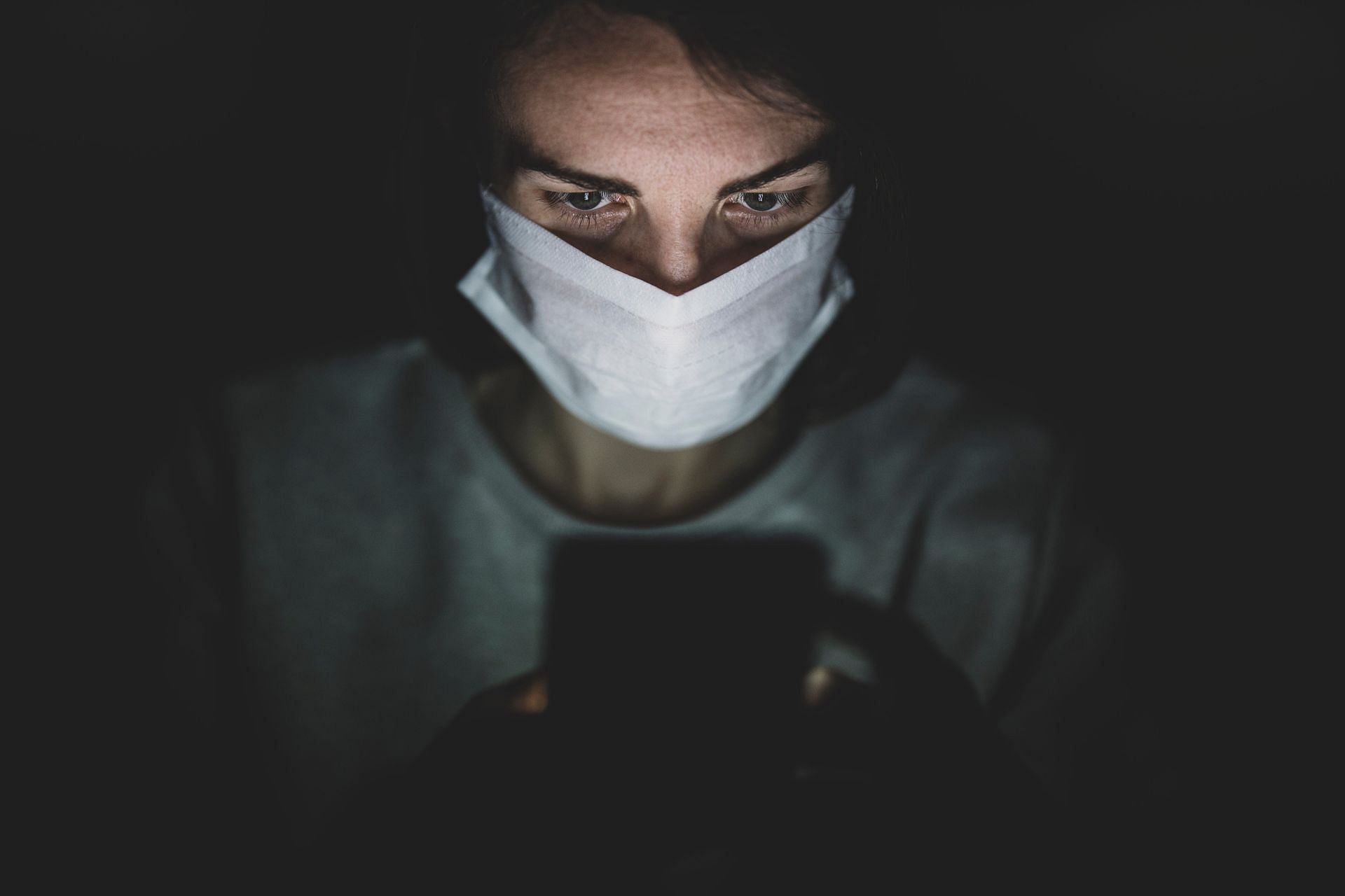 What maintains illness anxiety or hypochondriasis? (Image via Pexels/Engin Akyurt)